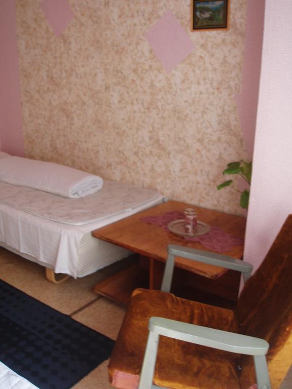 Anna Bed&Breakfast Kallaste  Rum bild